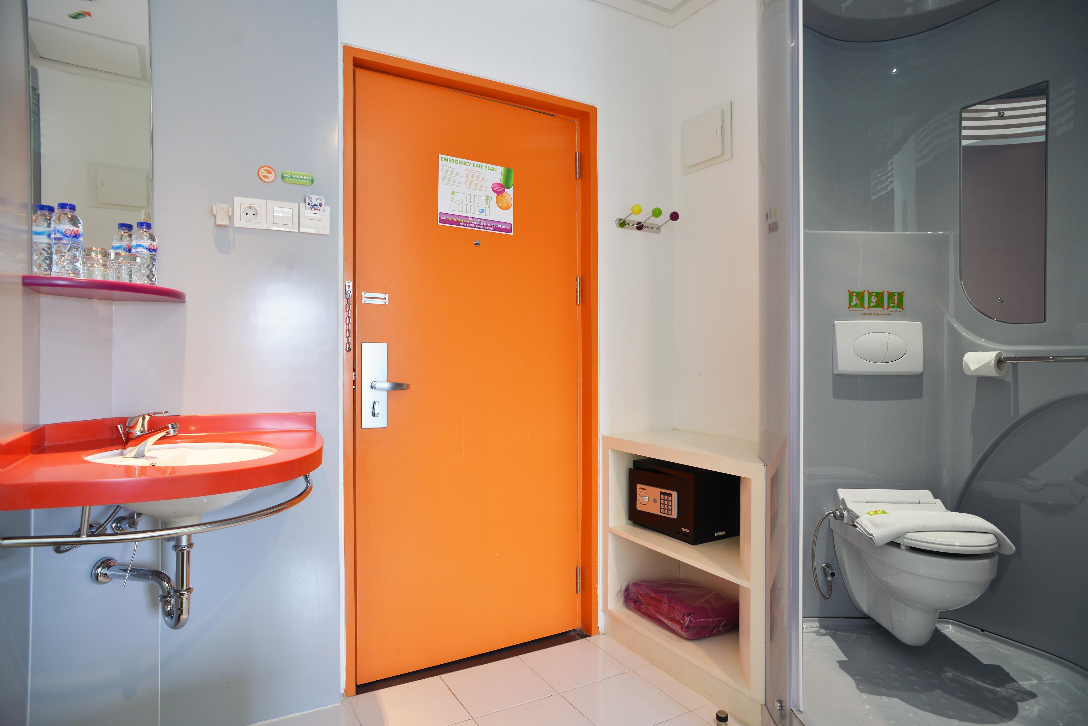 Pop! Hotel Kemang Джакарта Екстер'єр фото